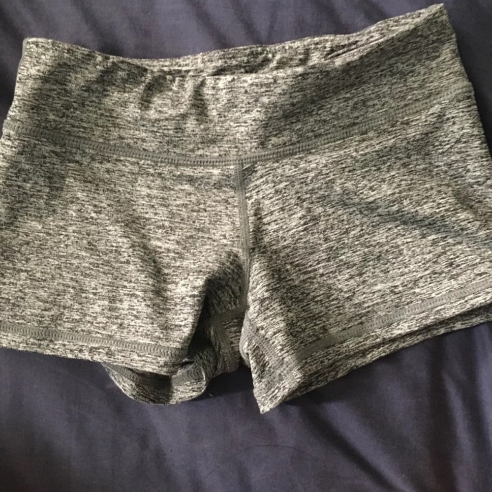 💫SOLD💫 Stretch Short Shorts